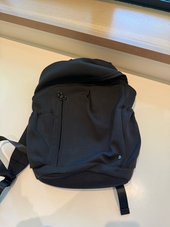 Other - Black Minimalist Everyday Backpack - Men